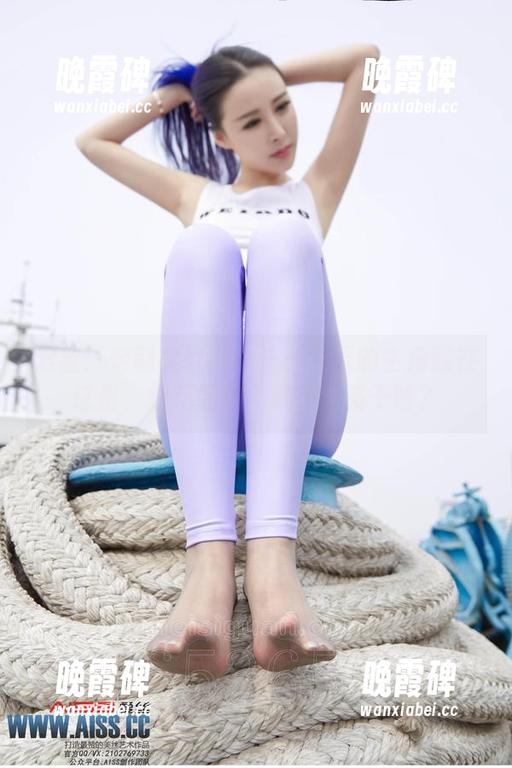 爱丝：定制柔软少女——今天的主角就在这里，烟花绽放，哦等等该干啥？