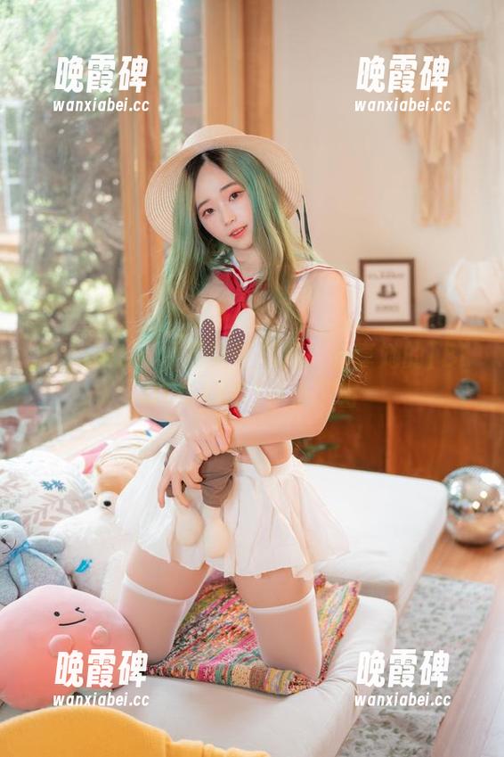 Bambi(밤비)的随性棋局：分享她的[BLUECAKE]小小宇宙