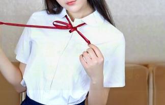 Feilin嗲囡囡 - 妈呀，Misty萌晰的御姐写真直接从无圣光里扑出来，硬核又细腻，果然只是个车手啊。