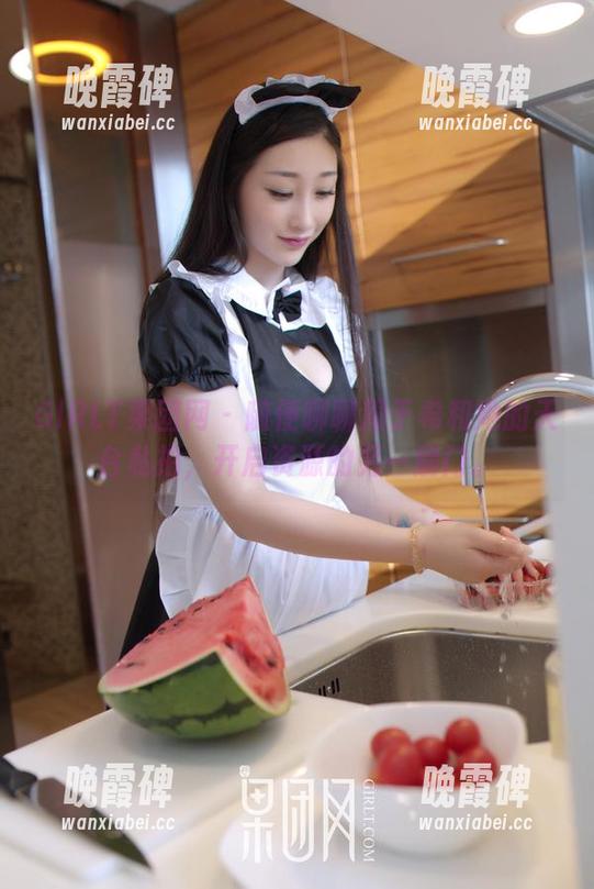 GIRLT果团网 - 随便聊聊周于希和她的天台私拍，开启资源的另一扇门。