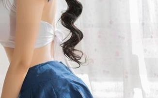 GIRLT果团网 - 看！私房王语纯和粉色图包的绝妙组合！