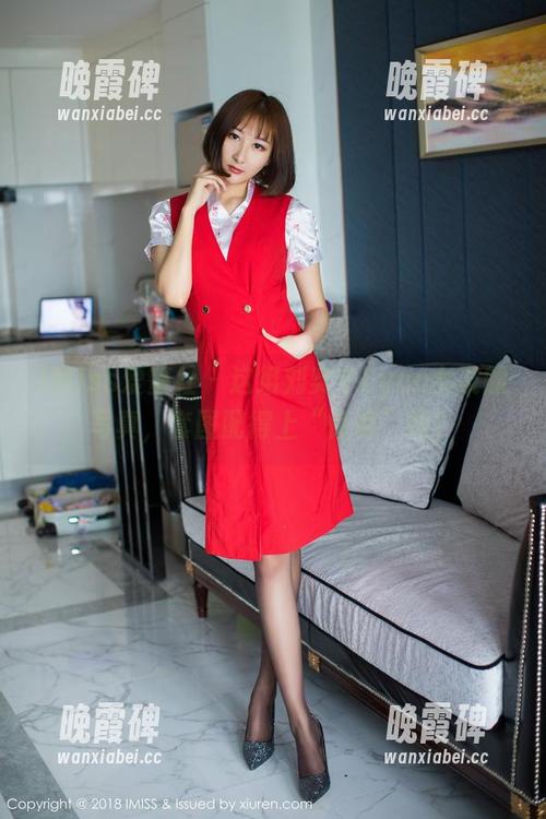 IMiss爱蜜社-刘奕宁Lynn IMiss爱蜜社 - 这组刘奕宁Lynn女友的写真,套图配得上“惊艳”吗?