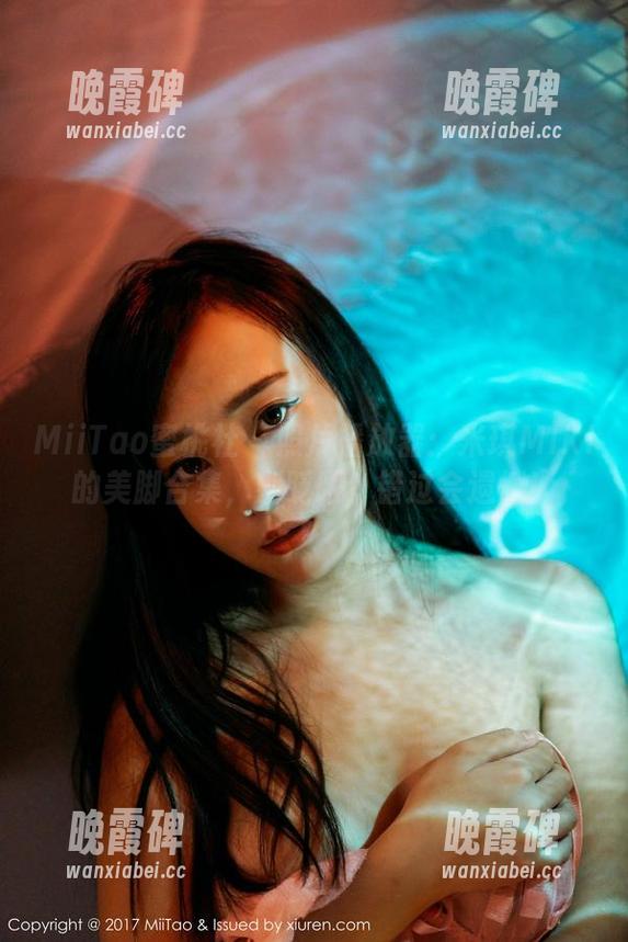 MiiTao蜜桃社-米琪MIKI MiiTao蜜桃社 - 照片播放器:米琪MIKI的美脚合集,别眨眼,错过会遗憾!
