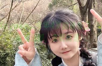 这张Sayako＿今年4岁的泳衣图，不看真有点遗憾，来吧精选！