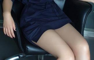 TuiGirl推女郎 - 郑瑞熙的白色图包：你以为是天使，实则是’取景后的烦恼’。