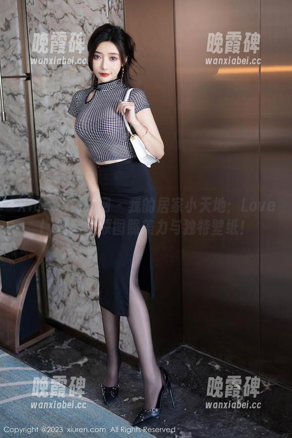 Xiuren秀人网 - 我的居家小天地：Lovely璐璐的原图照美力与独特壁纸！