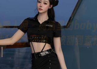Xiuren秀人网 - 高清里的baby嘉茵JK，作品逐帧放大不怕，被甜到直接想上天