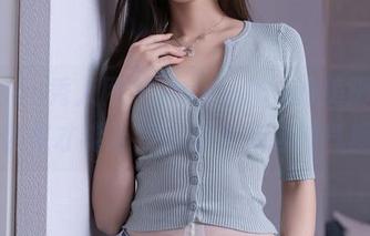 Xiuren秀人网 - lingyu69的美脚合集：怎么做才能让我的脚也有这种气质呢？