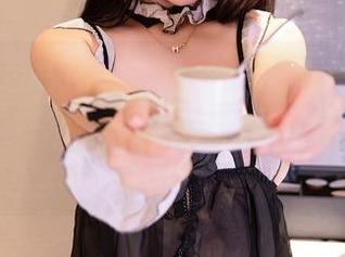 Xiuren秀人网 - 养乐多Doll的妹妹，越看越上瘾，这组写真里每个角度都透着微妙的情感。