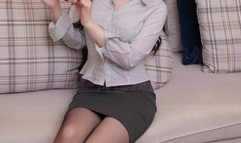 Xiuren秀人网 - 刘婷婷的户外合集让我把网盘里的照片都换成她的身影。