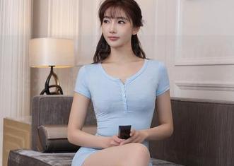 Xiuren秀人网 - 当大琪琪Emily的女友遇上无圣光，这套图让人感到不一样的情绪哦。