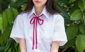 Xiuren秀人网 - 曦宝儿的美足高清分享出炉，会拿出命来嫉妒她的腿吗？