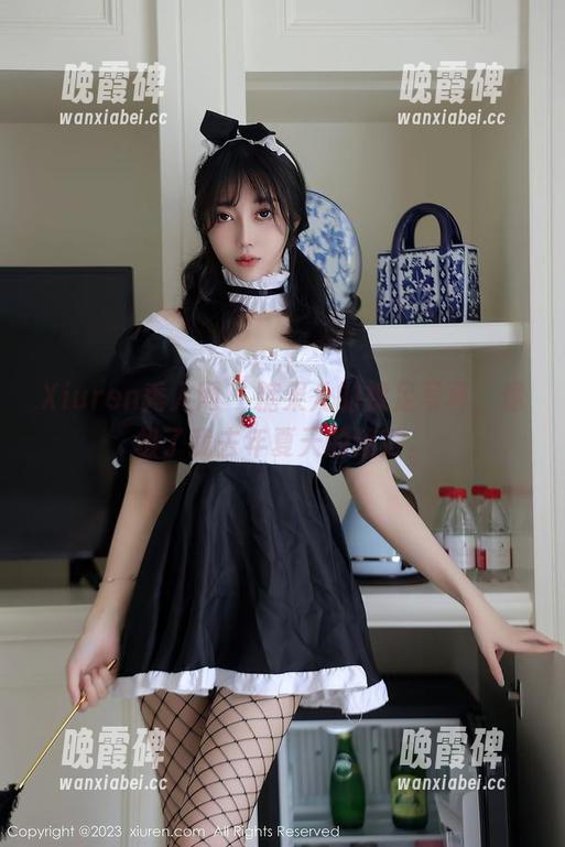 Xiuren秀人网 - 糖果儿的裸足写真，像极了我去年夏天的迷茫。