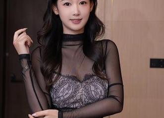 Xiuren秀人网 - 美昕Yumi带你上学！不过是通过这奇特的图包和学妹合集，见识点滴！