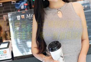 YouMi尤蜜荟 - 十三姨的御姐私房，带点傲娇和狂放，每一张都是挑衅！