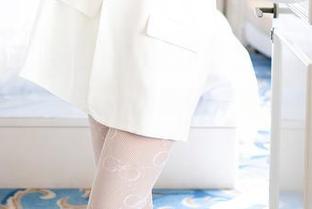 YouMi尤蜜荟 - 在线探访尤妮丝Egg的美脚，图集翻到最后我都不敢相信我的眼睛。