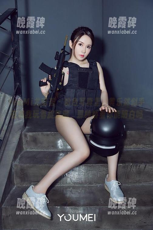 YouMi尤蜜荟 - 粉色写真里，黄乐然似乎在和我玩着捉迷藏，那种娇羞你能明白吗？