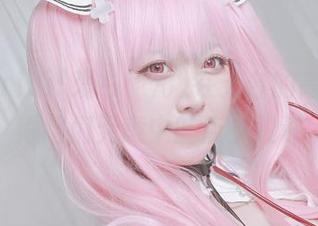 asagiriai(爱ちゃん)在天台的高清图集，得咱们无意中的点头赞许。