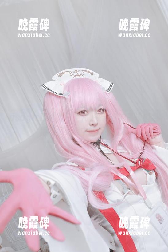 asagiriai(爱ちゃん)在天台的高清图集，得咱们无意中的点头赞许。