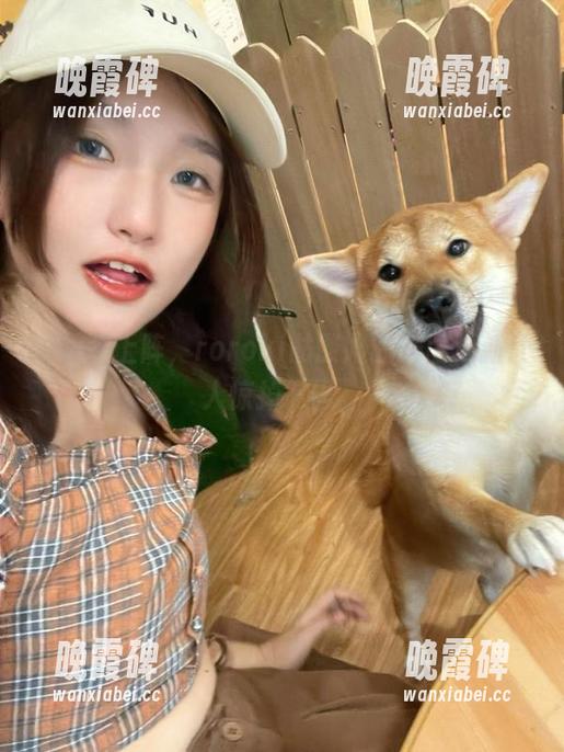 短裙装上阵，roroki骷髅姬的美图更新让人惊掉下巴。