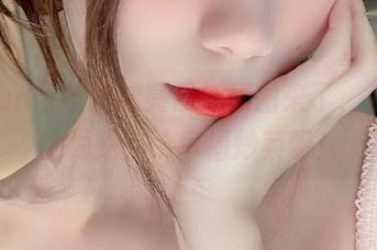 usejan蓝蓝的油亮最新原图来了，差点儿以为是在给幸福炒菜呢！