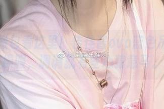 免费图包看这里！佳佳酱ovo蓝色吊带体操服，调调就有些心猿意马。