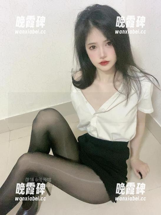 倦倦喵与吉他妹妹的写真图包，一场视听盛筵！