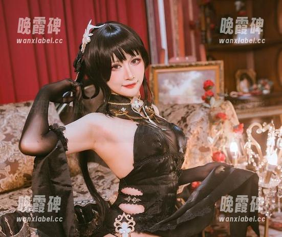 兔胖胖min的“碧蓝航线礼服全集”——是谁说柴郡只会打仗的？