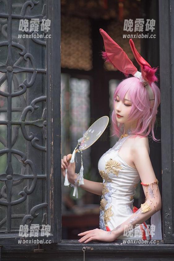 感觉好奇？来看看南宫的秘书原图，还有一份免费爽报！