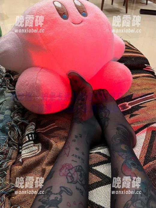 微密圈 - 如果卡通百科老王的纹身秘书是个资源，那我一定是个追随者