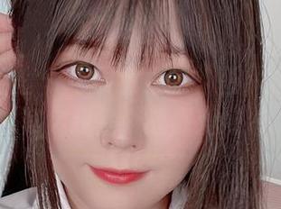 咔喵用全套“可畏兔女郎”图片告示大家：其实我是个战舰爱好者...