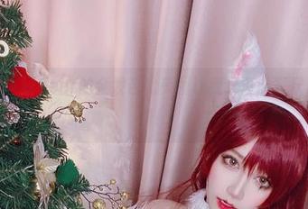 好吧，啾小妍Deer的金发芭比美图让我又垂涎三尺，这怎么破！