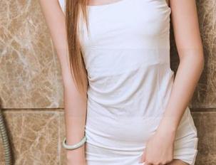 头条女神 - 玄子的美图，剧情不只是照片而已…喵