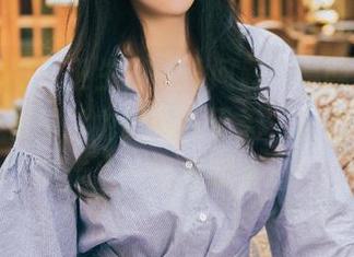 头条女神 - 卫生？！没问题，莫晓希的高清写真在楼兰也能聊胜于无，来吧，油腻中走出一条光明大道！