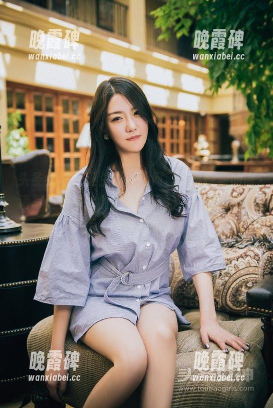 头条女神-莫晓希 头条女神 - 卫生?!没问题,莫晓希的高清写真在楼兰也能聊胜于无,来吧,油腻中走出一条光明大道!