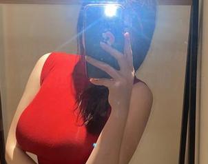 微密圈 - 奶宝妹纸户外私房新境界：原图一放，心都被这自然给俘获啦，差点忘了呼吸。