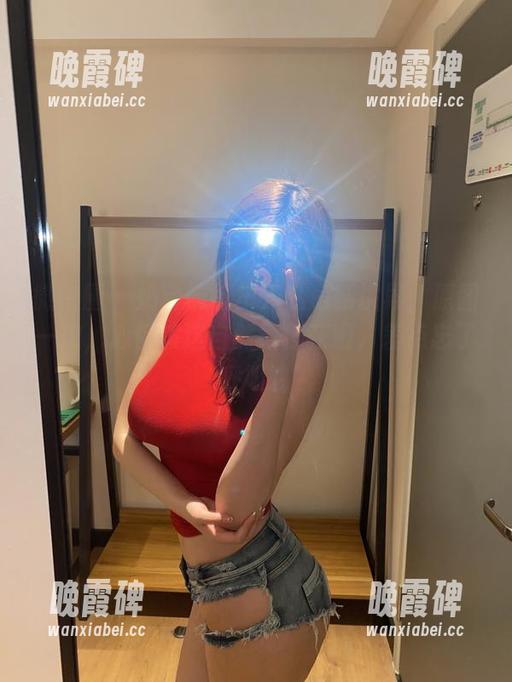 微密圈 - 奶宝妹纸户外私房新境界：原图一放，心都被这自然给俘获啦，差点忘了呼吸。
