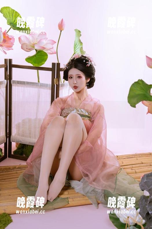 奶桃桃的桃色幻想：精选原图里的猖狂与无辜！？