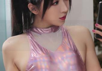 小女巫露娜护士写真，那种定制款的撩人气息，太难抵挡