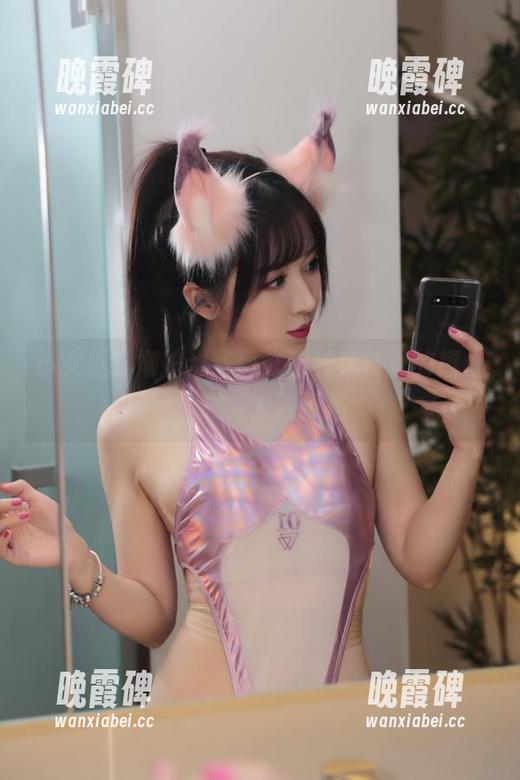 小女巫露娜护士写真，那种定制款的撩人气息，太难抵挡