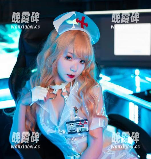 大家快来看看是青水的“御姐”写真，啧啧，这气场稍微有点难以驾驭呀。