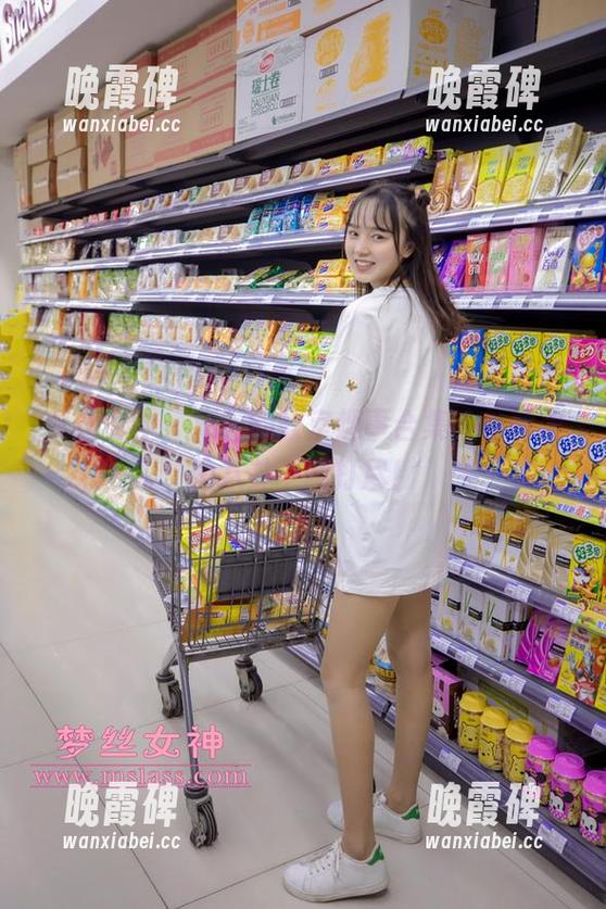 梦丝女神 - 刘诺的教室趣事合集，各种美图八卦一网打尽！