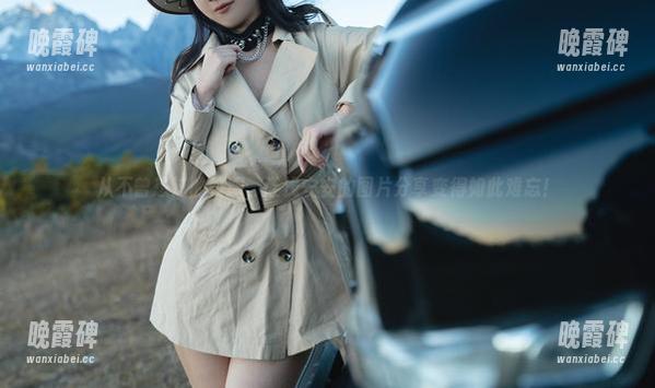 从不曾想过的校服，让浅安安的图片分享变得如此难忘！