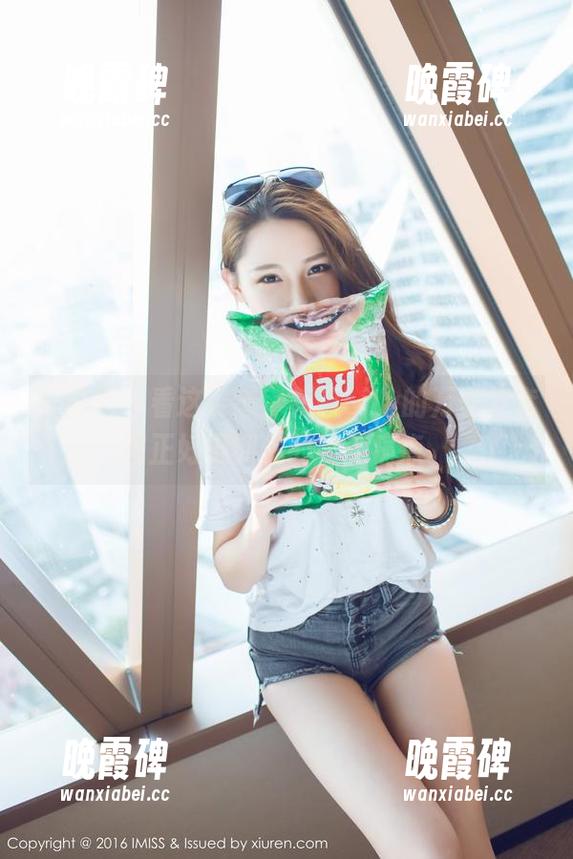 爱蜜社-莉莉Lily 爱蜜社 - 看这姿态,莉莉Lily的万圣节套图正好戳到你的审美痛点。