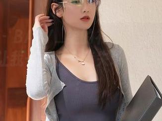 秀人网 - BABY_柒的礼服：会不会太高清了，让我一不小心迷失珍珠礼裙的深海？