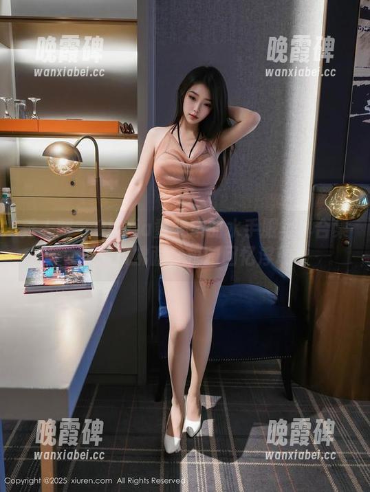 秀人网-Olivia童安琪 秀人网 - Olivia童安琪的水手服写真合集:海风拂面,校园回忆浮现