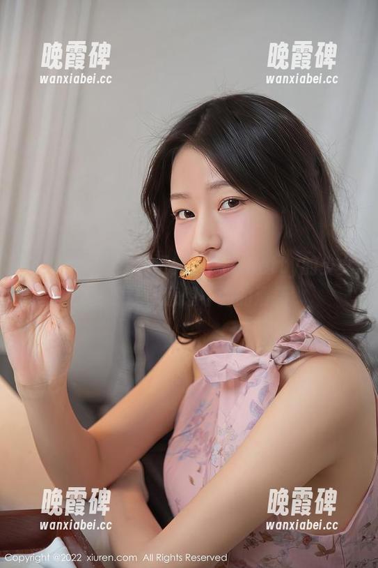 秀人网 - 在线资讯：周思乔Betty的少女资源让你意想不到的清新