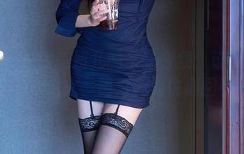 秀人网 - 大美妞儿的圣诞合集：谁说节日只需要烤火、喝酒，秀也得回事啊