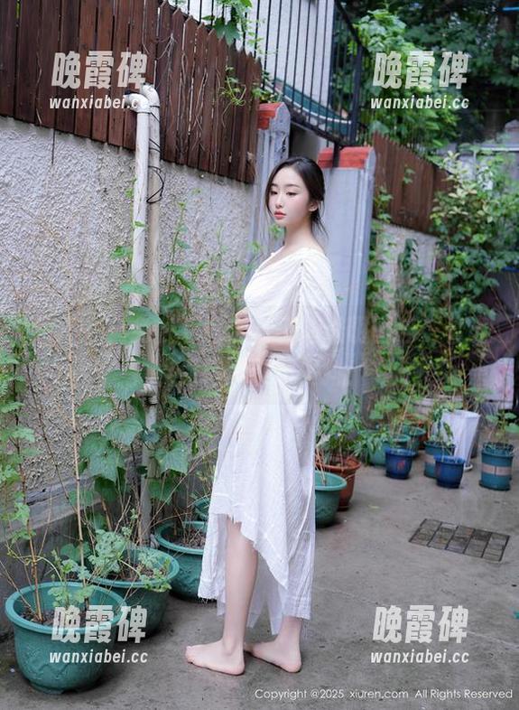 秀人网 - 免费下载奈奈子的透明图包，看谁能保持冷静不发抖！