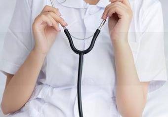 秀人网 - 脑洞开大了！李丽莎的红裙作品，看到一半竟然开始想真要是我穿了…